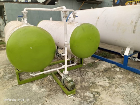 Double 1.5tons LPG tank, pump and construction