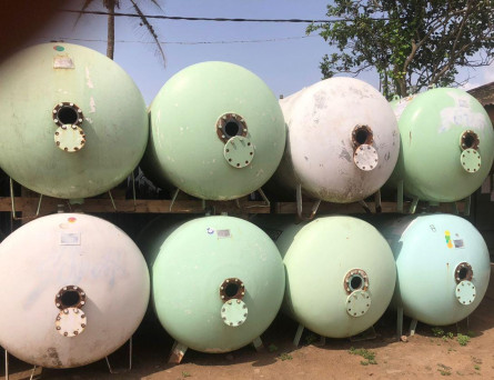 3.5 tons Tanks for sale