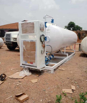 Construction and installation of mini skid