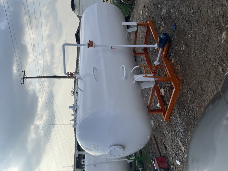 2.5tons gas tank and dispenser